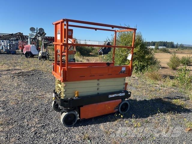 JLG 1932R Підйомники-ножиці