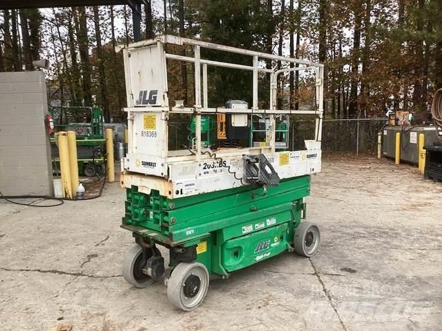 JLG 2032ES Підйомники-ножиці