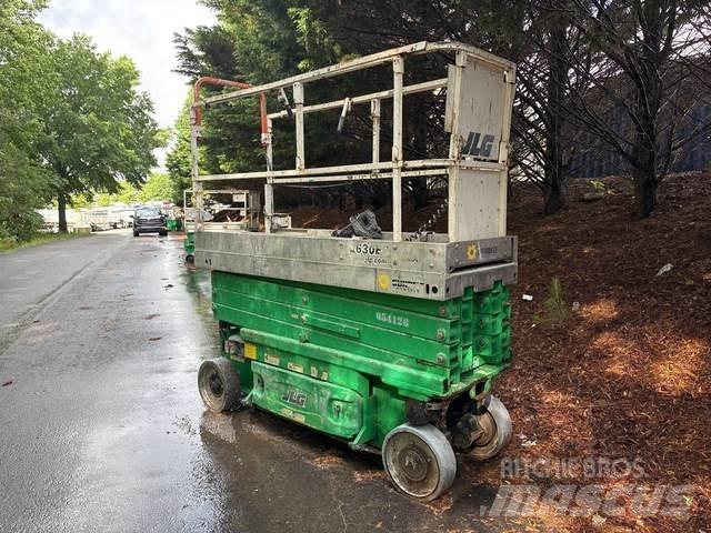 JLG 2630ES Підйомники-ножиці