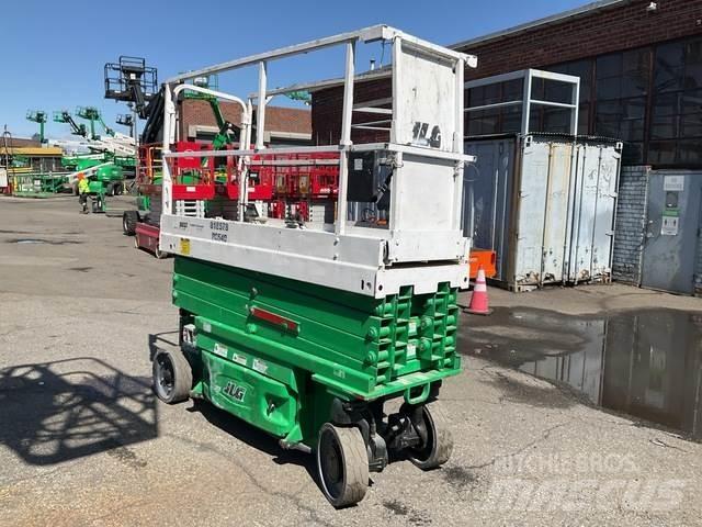 JLG 2632ES Підйомники-ножиці
