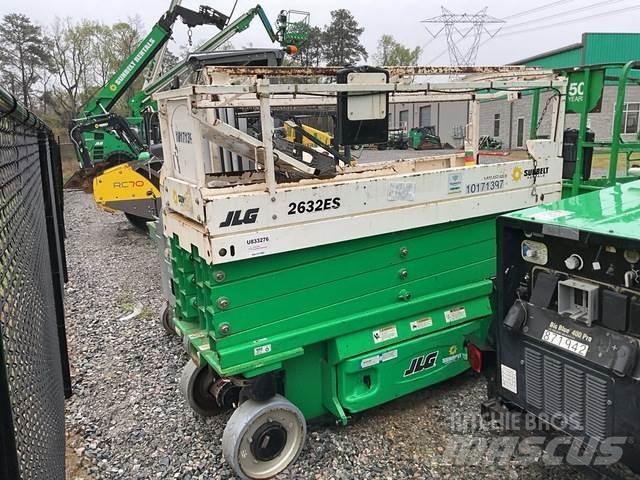JLG 2632ES Підйомники-ножиці