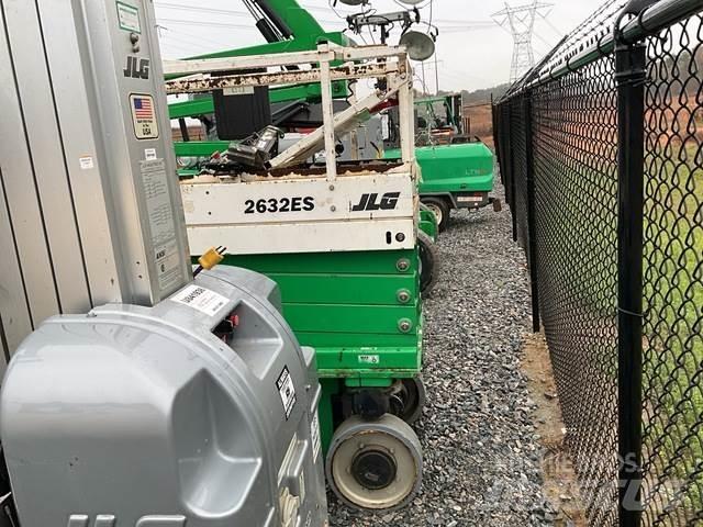 JLG 2632ES Підйомники-ножиці