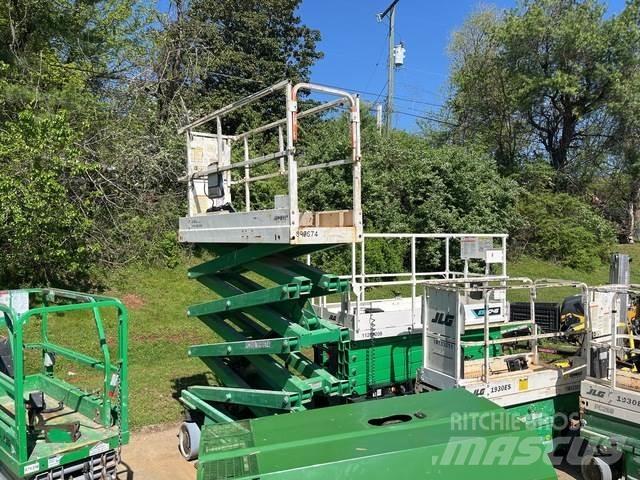 JLG 2632ES Підйомники-ножиці