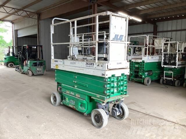 JLG 2632ES Підйомники-ножиці