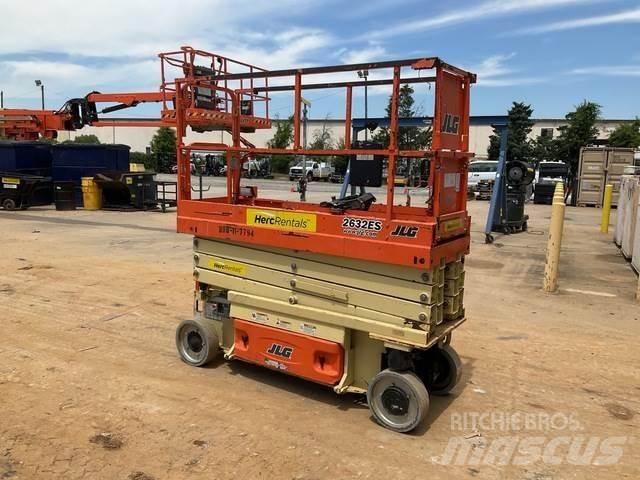 JLG 2632ES Підйомники-ножиці