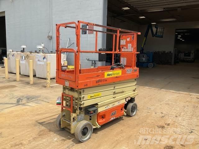 JLG 2632ES Підйомники-ножиці