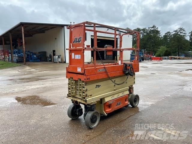 JLG 2632ES Підйомники-ножиці