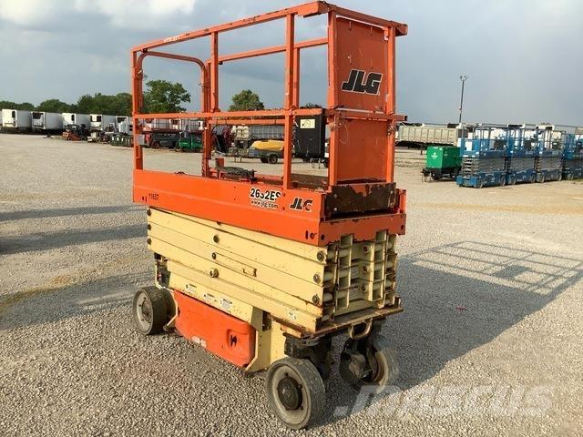 JLG 2632ES Підйомники-ножиці