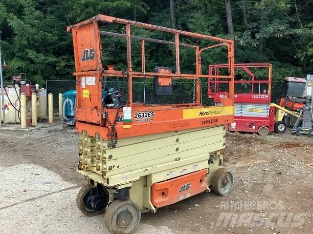 JLG 2632ES Підйомники-ножиці
