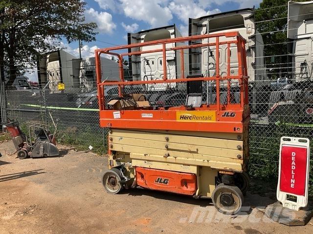 JLG 2632ES Підйомники-ножиці