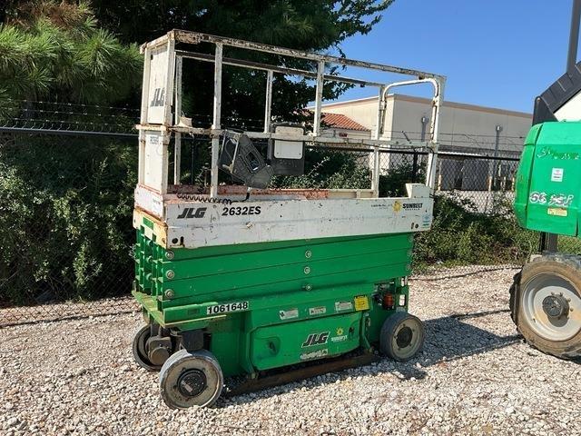 JLG 2632ES Підйомники-ножиці