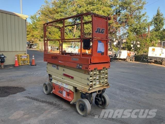 JLG 2632ES Підйомники-ножиці