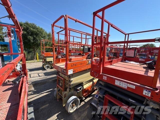 JLG 2632ES Підйомники-ножиці