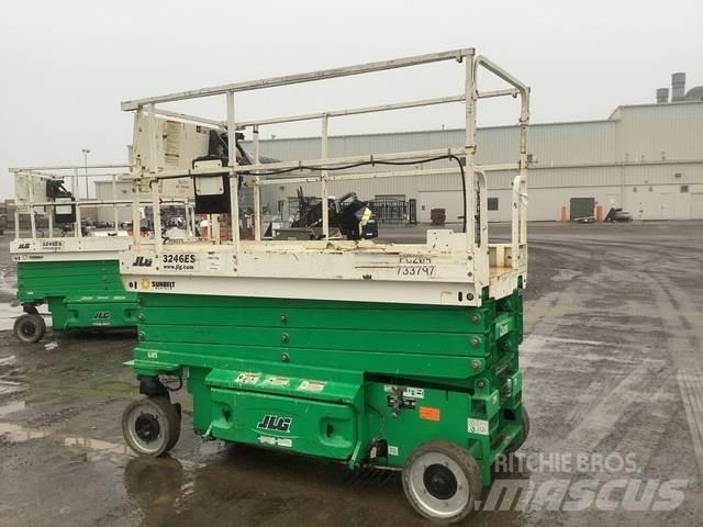 JLG 3246ES Підйомники-ножиці