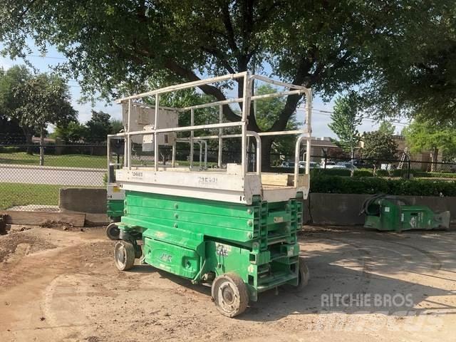 JLG 3246ES Підйомники-ножиці