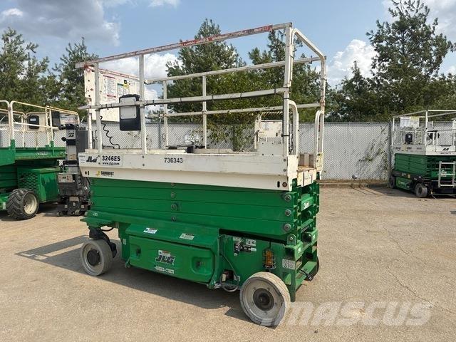 JLG 3246ES Підйомники-ножиці