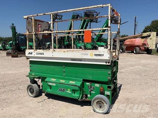 JLG 3246ES Підйомники-ножиці