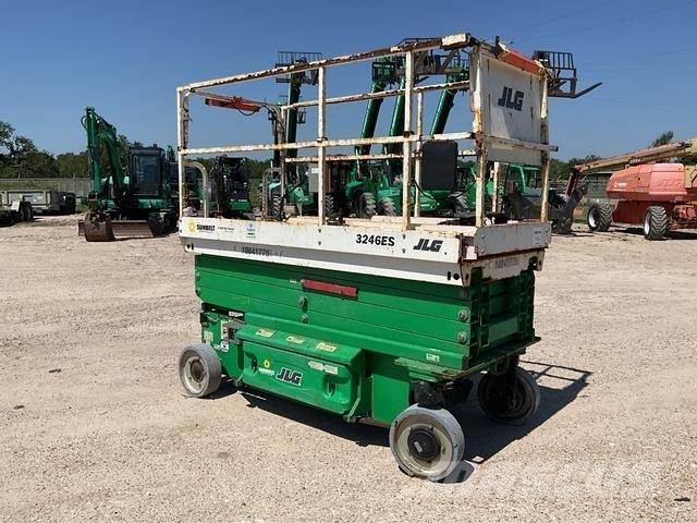 JLG 3246ES Підйомники-ножиці