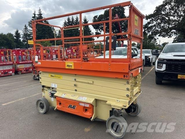 JLG 3246ES Підйомники-ножиці