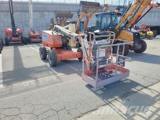 JLG 340AJ Колінчаті підйомники
