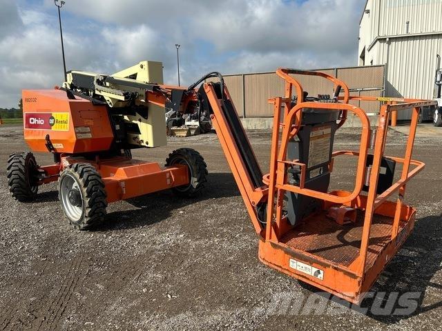 JLG 340AJ Колінчаті підйомники