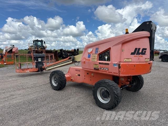 JLG 400S Телескопічні підйомники