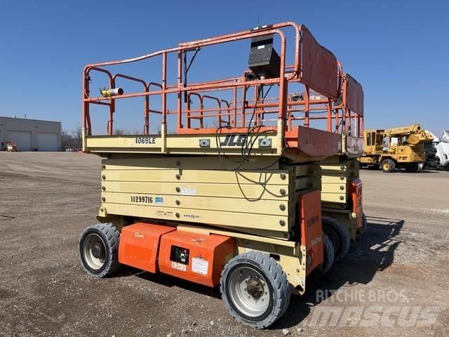 JLG 4069LE Підйомники-ножиці