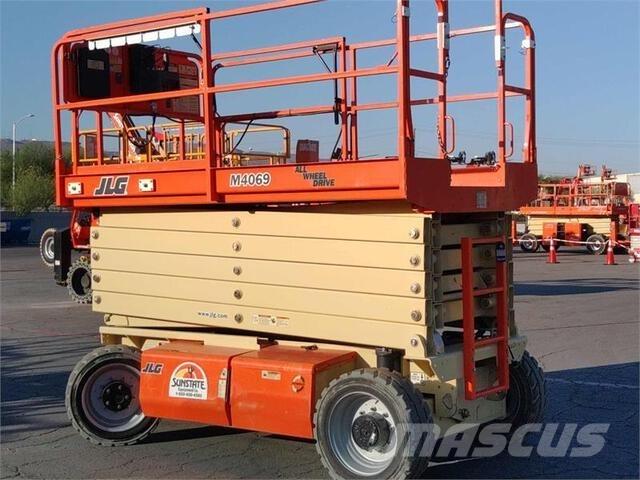 JLG 4069LE Підйомники-ножиці