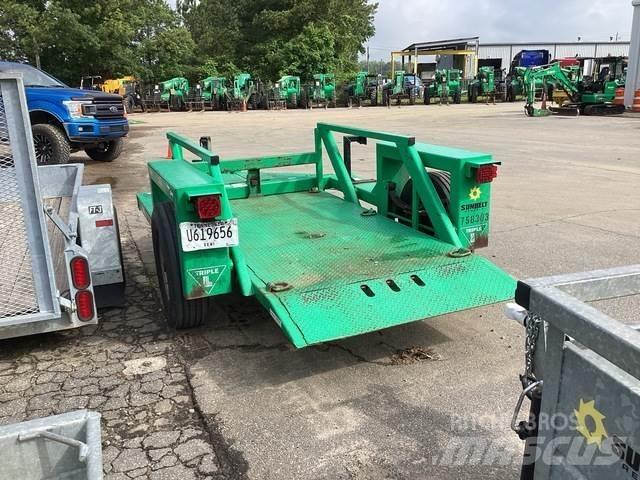 JLG 449 Низькорамні причепи