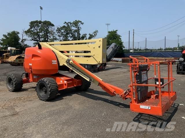JLG 450A Колінчаті підйомники