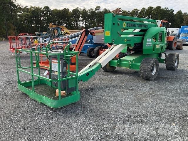 JLG 450A Колінчаті підйомники