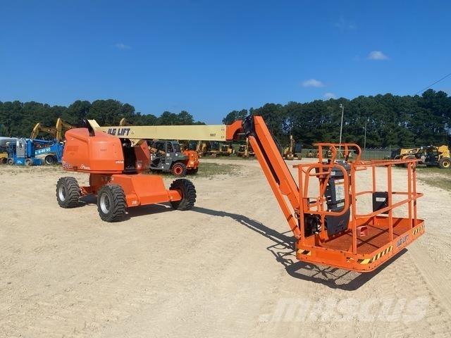 JLG 460SJ Телескопічні підйомники