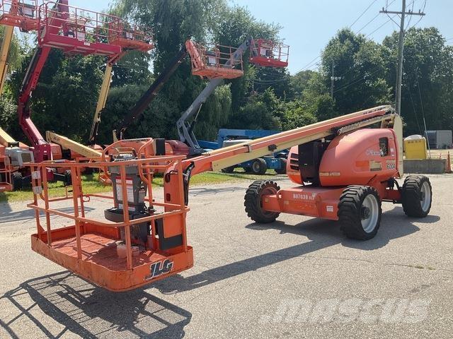 JLG 600A Колінчаті підйомники