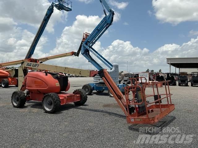 JLG 600AJ Колінчаті підйомники
