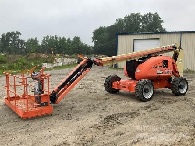 JLG 600AJ Колінчаті підйомники