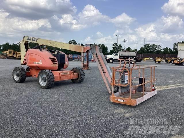 JLG 600AJ Колінчаті підйомники
