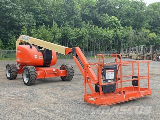 JLG 600AJ Колінчаті підйомники