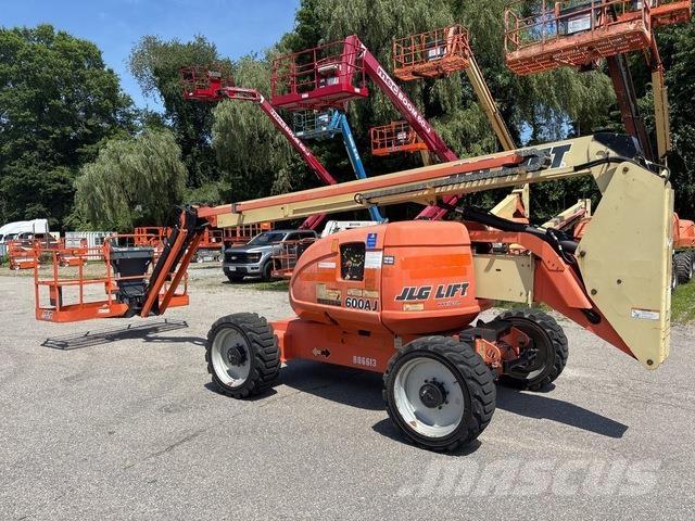 JLG 600AJ Колінчаті підйомники