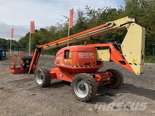 JLG 600AJ Колінчаті підйомники