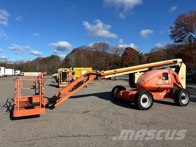JLG 600AJ Колінчаті підйомники