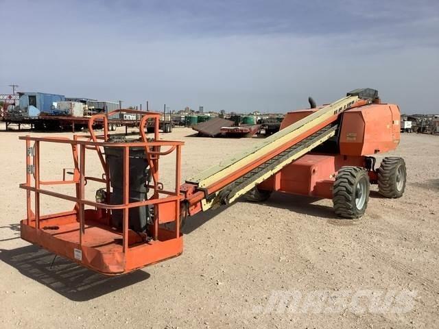 JLG 600S Телескопічні підйомники