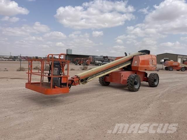 JLG 600S Телескопічні підйомники