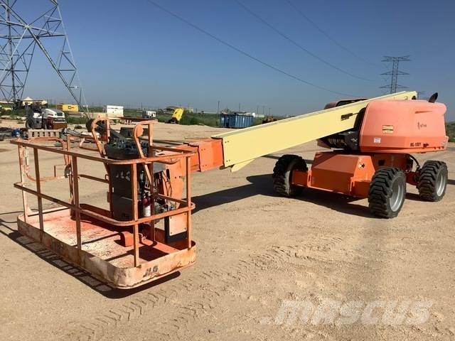 JLG 600S Телескопічні підйомники