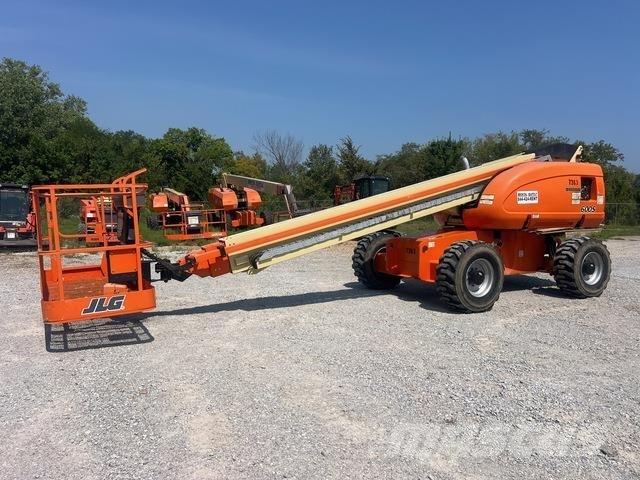 JLG 600S Телескопічні підйомники