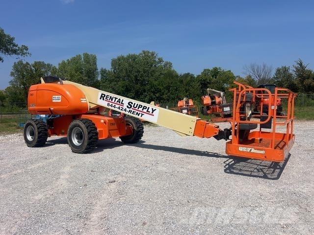 JLG 600S Телескопічні підйомники