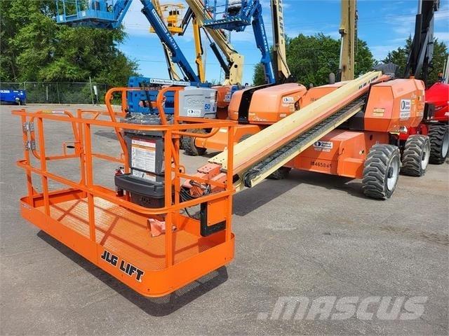 JLG 600S Телескопічні підйомники