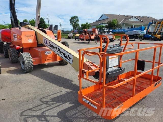 JLG 600S Телескопічні підйомники