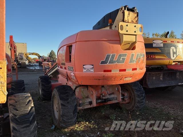 JLG 600S Телескопічні підйомники