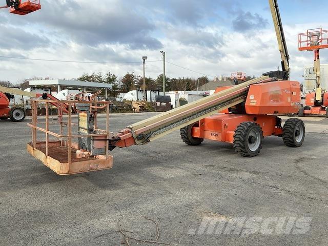 JLG 600S Телескопічні підйомники