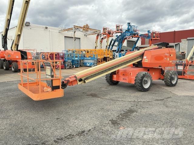 JLG 600S Телескопічні підйомники